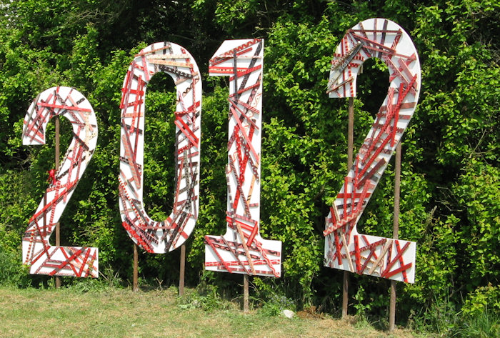 2012 is an Olympic tribute sculpture collaborative installation by Laury Dizengremel and pupils from 9 primary schools in Lincolnshire for the 3Rs sculpture trail